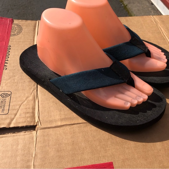 Everest Mens  Dark Green Comfort Flip Flops Sherpa Thong Sandals Size 9.5 - Picture 5 of 11